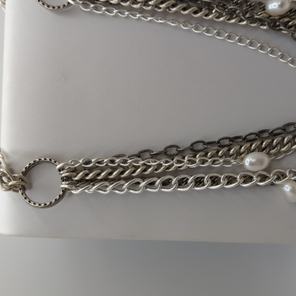 Stella and Dot 5 strand Silvertone and pearl necklace 18" - Picture 2 of 4